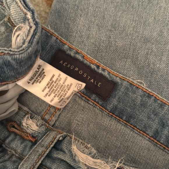 Aeropostale jeans.  Regular 4 - Picture 3 of 3